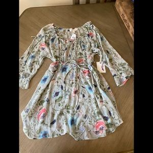 Jessica Simpson maternity blouse size small brand new with tags